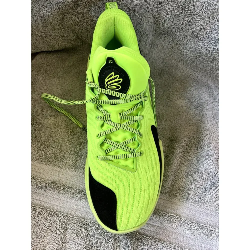 Under Armour Curry Flow 12 Extraterrestrial lime sneakers, Men's size 10